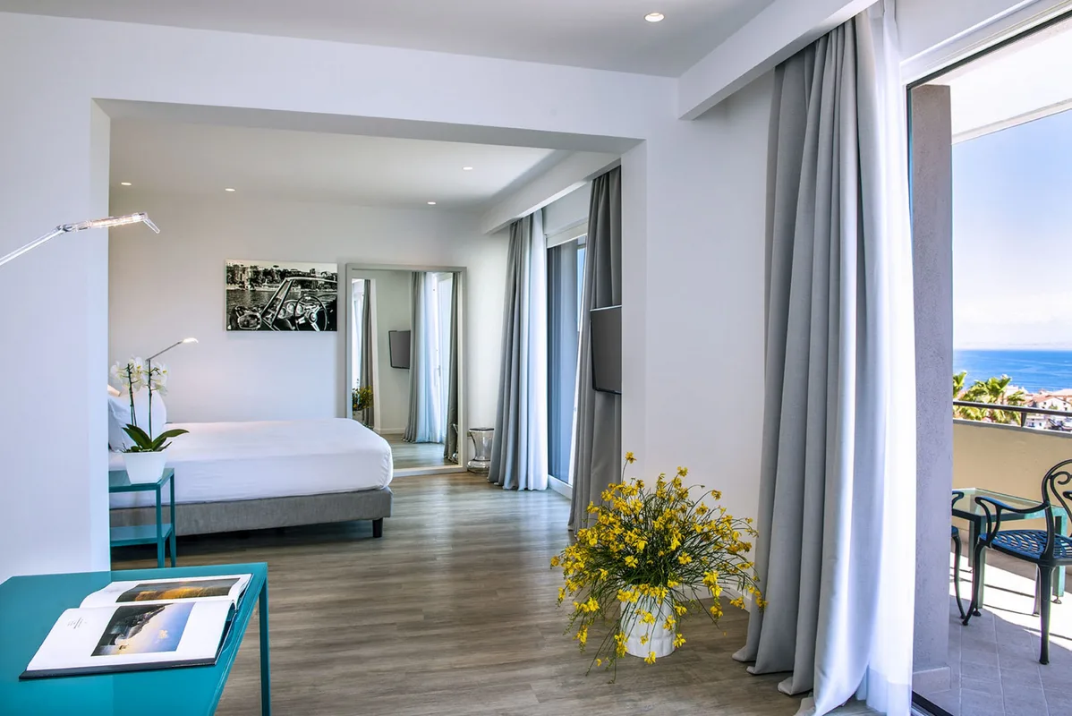 Hilton Sorrento Palace — ภาพห้องพักและบรรยากาศ