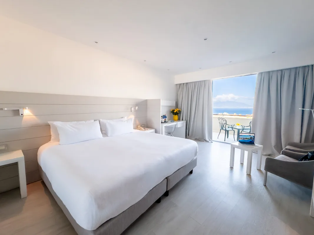Hilton Sorrento Palace — ภาพห้องพักและบรรยากาศ