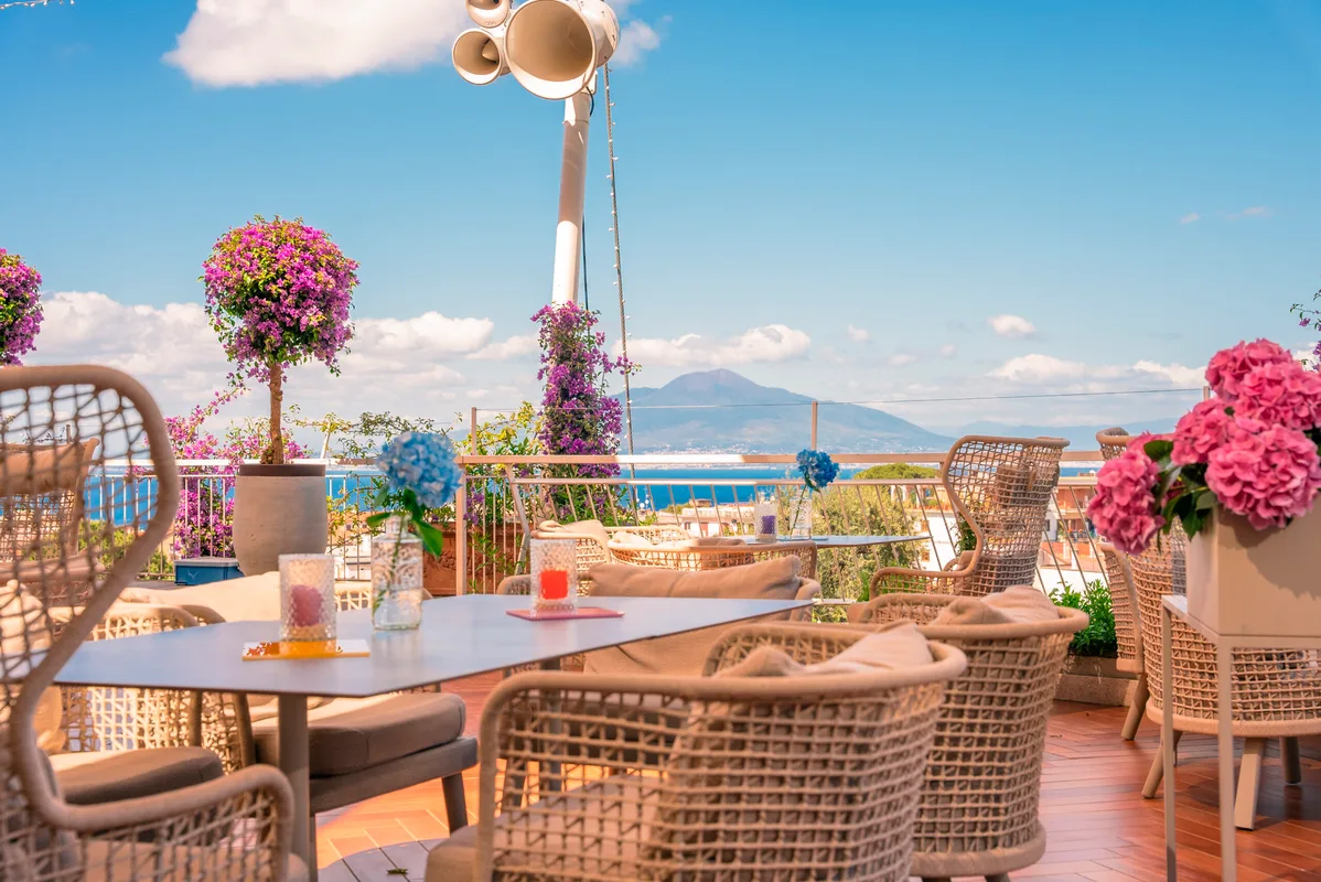 Hilton Sorrento Palace — ภาพห้องพักและบรรยากาศ