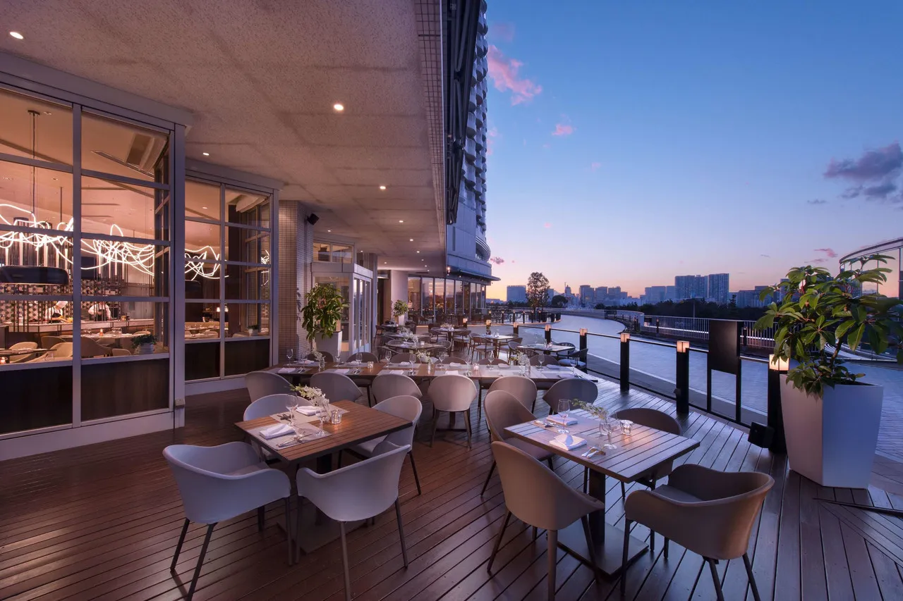 Hilton Tokyo Odaiba — rooms and atmosphere