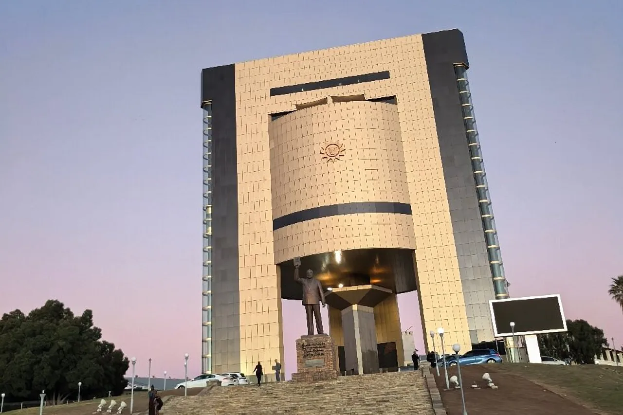 Hilton Windhoek — rooms and atmosphere