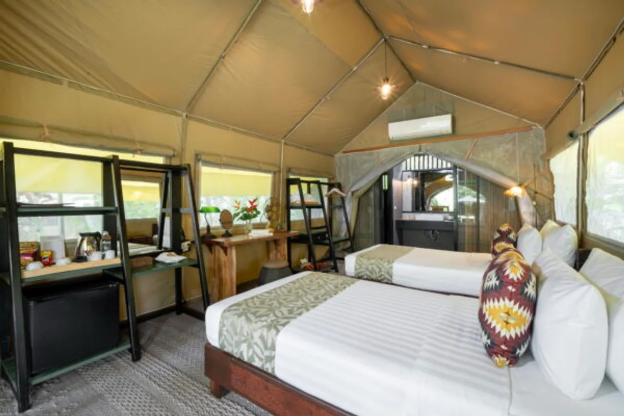 Hintok River Camp @ Hellfire Pass — rooms and atmosphere