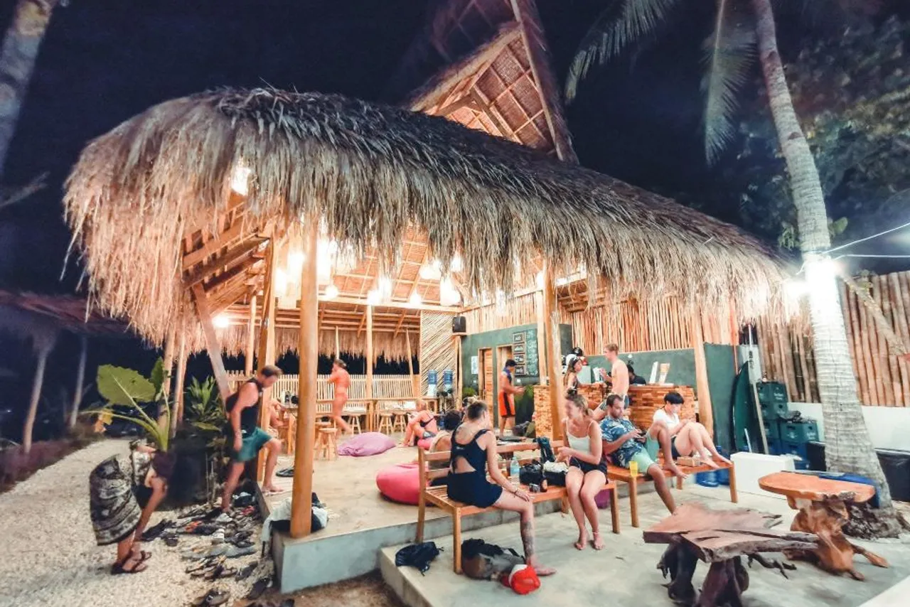 Hiraya Surf Hostel — rooms and atmosphere
