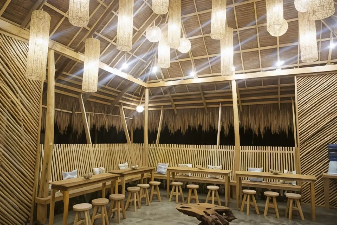 Hiraya Surf Hostel — rooms and atmosphere
