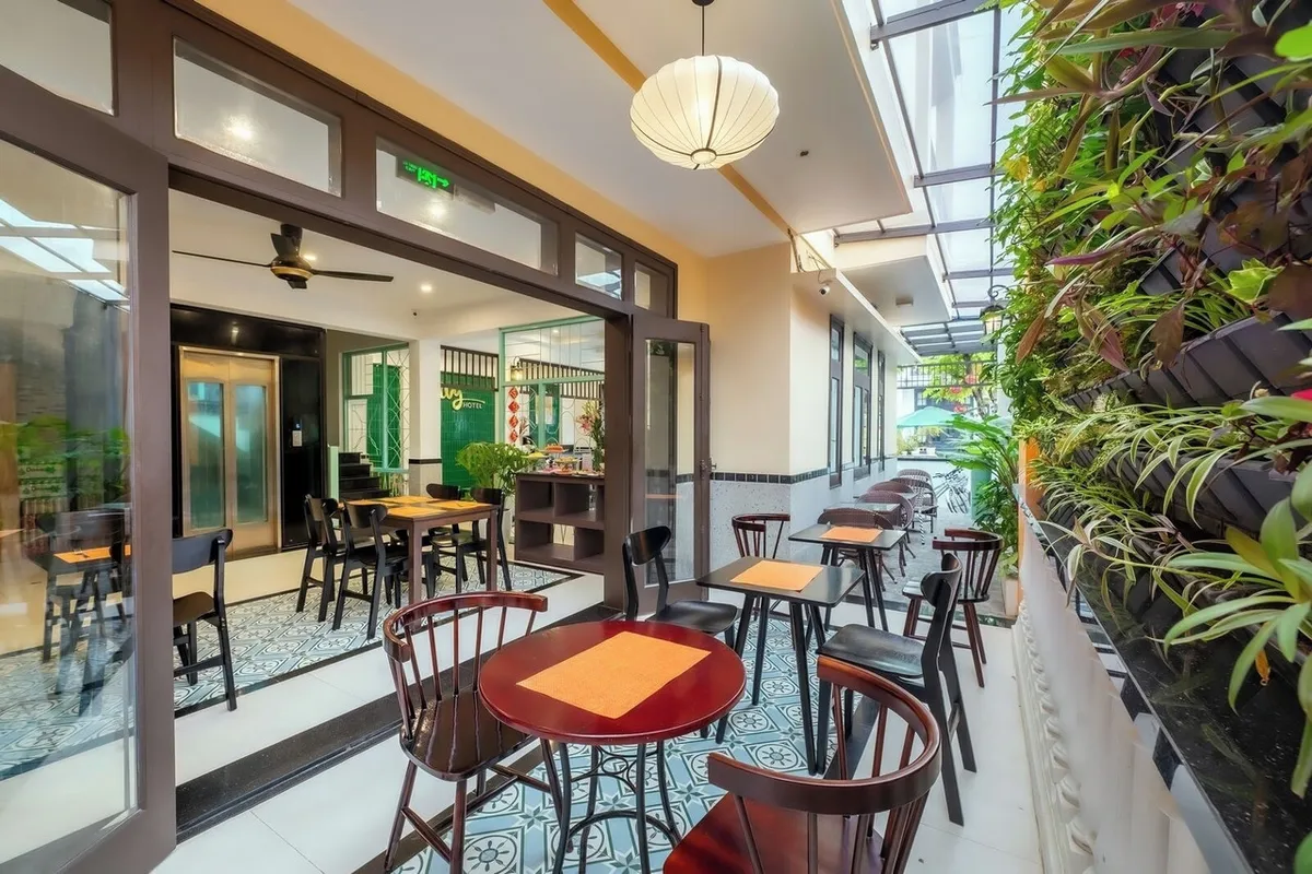 Hoi An Ivy Hotel — rooms and atmosphere