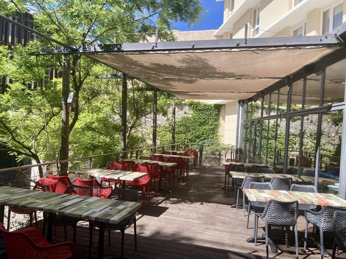 Hotel Marseille Centre Gare Saint-Charles — rooms and atmosphere