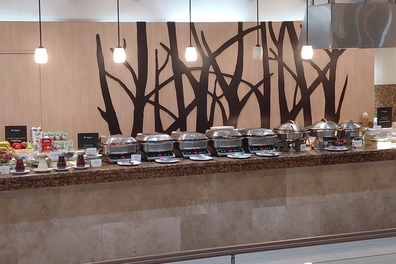 Holiday Inn Guatemala by IHG — rooms and atmosphere