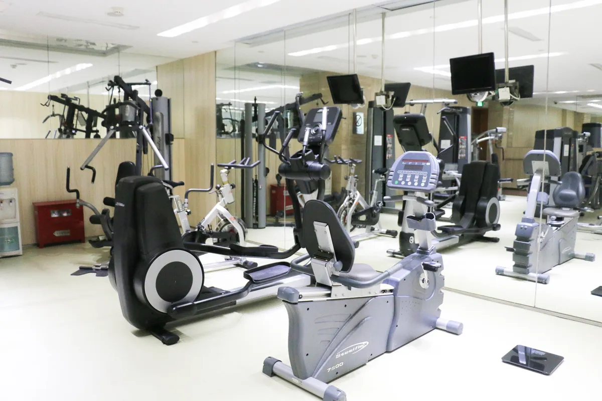 Holiday Inn Nanjing Aqua City — rooms and atmosphere