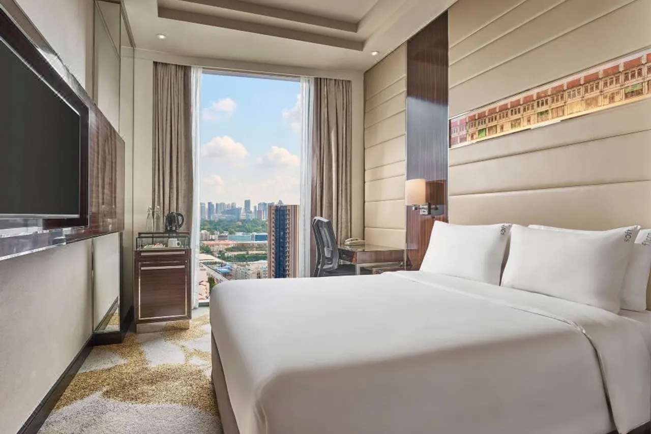 Holiday Inn Singapore Little India by IHG — rooms and atmosphere