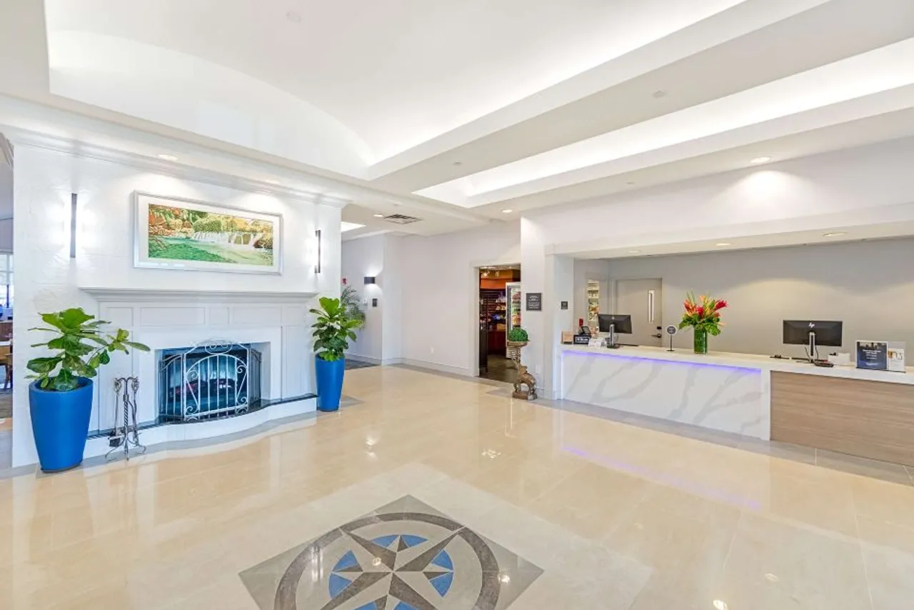 Homewood Suites by Hilton East Rutherford - Meadowlands — rooms and atmosphere