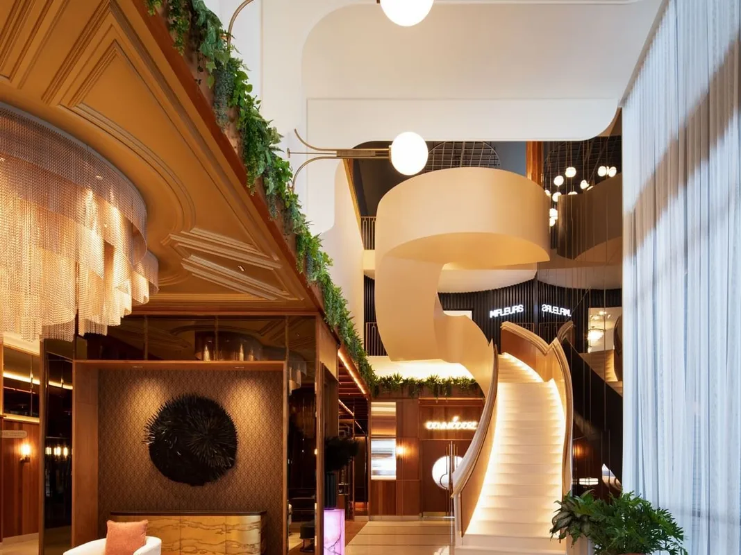 HONEYROSE Hotel, Montreal — ภาพห้องพักและบรรยากาศ