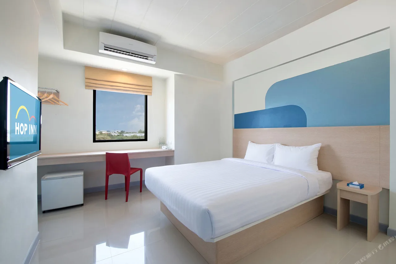 Hop Inn Nan — rooms and atmosphere