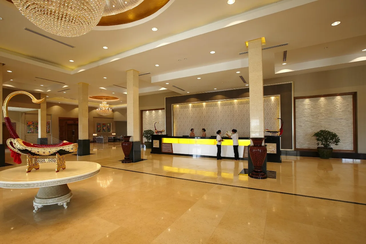 Horizon Lake View Resort — rooms and atmosphere