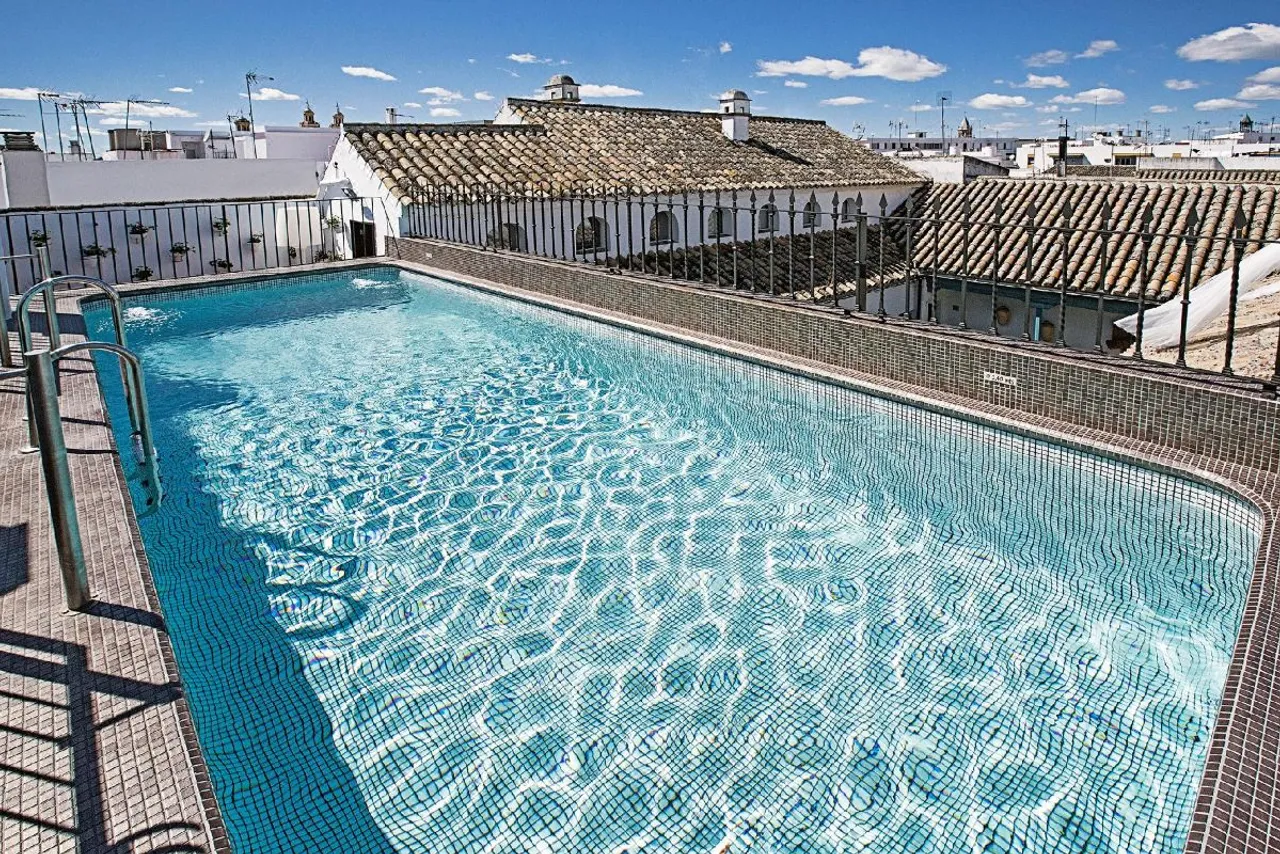 Hospes Las Casas del Rey de Baeza — rooms and atmosphere
