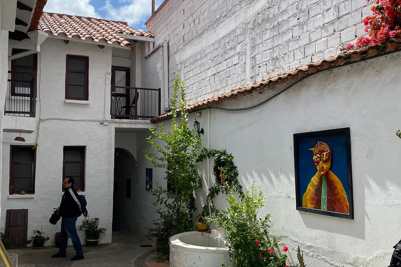 Hostal CasArte Takubamba — rooms and atmosphere