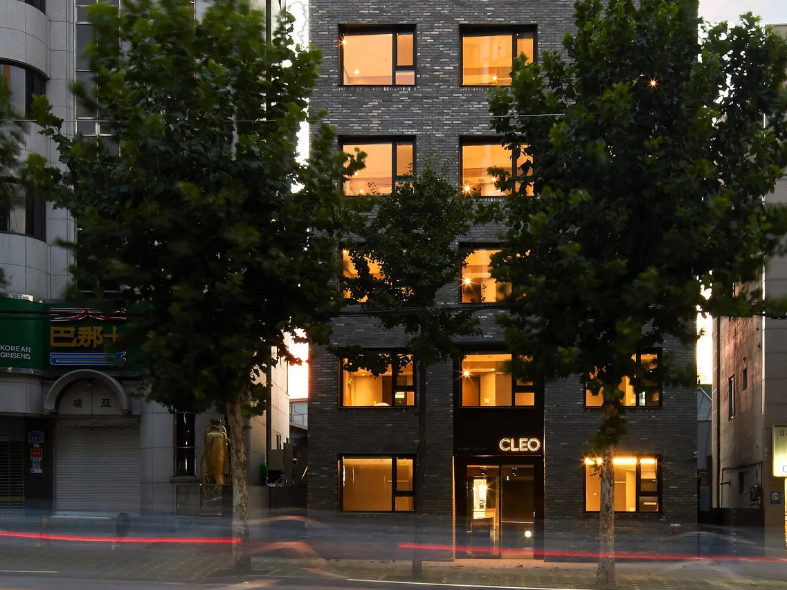 Hostel CLEO Hongdae — rooms and atmosphere
