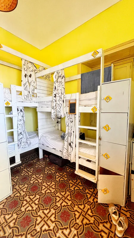 Hostel Taormina "Homstel" — ภาพห้องพักและบรรยากาศ