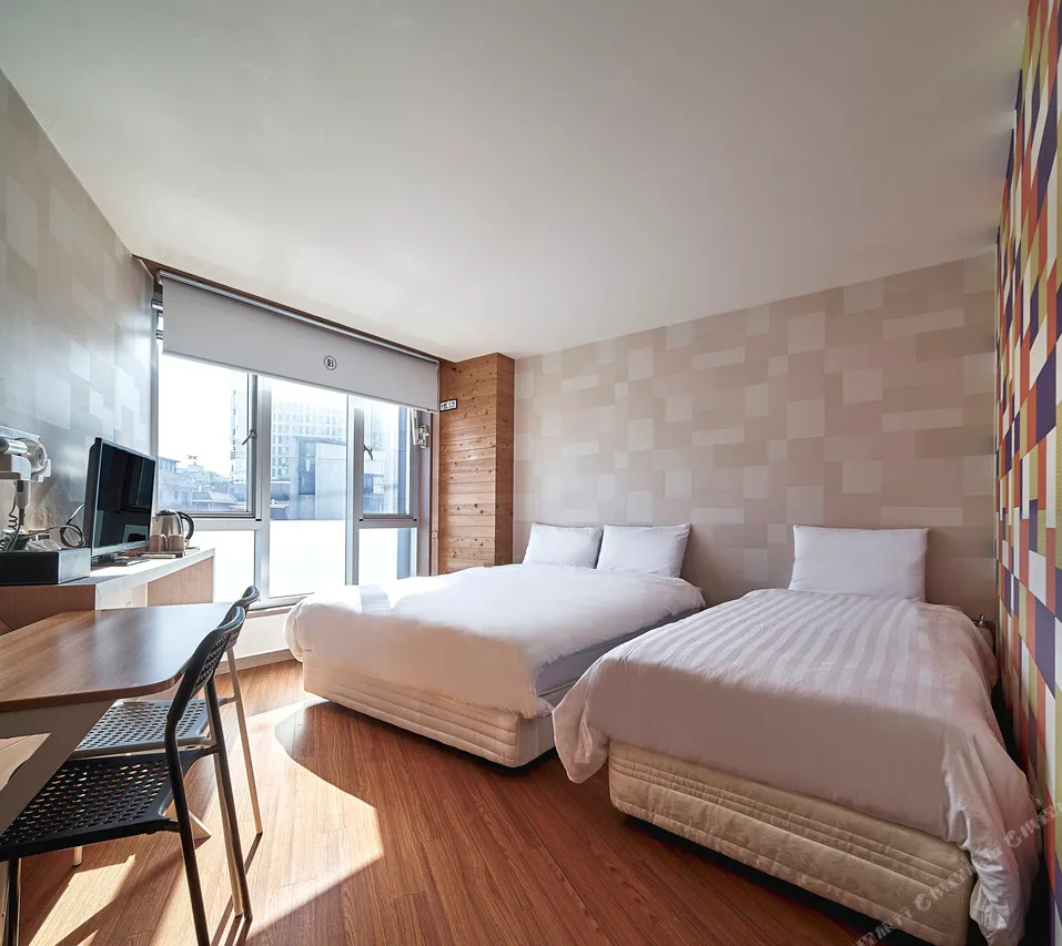 Hostel the Style in Hongdae — rooms and atmosphere
