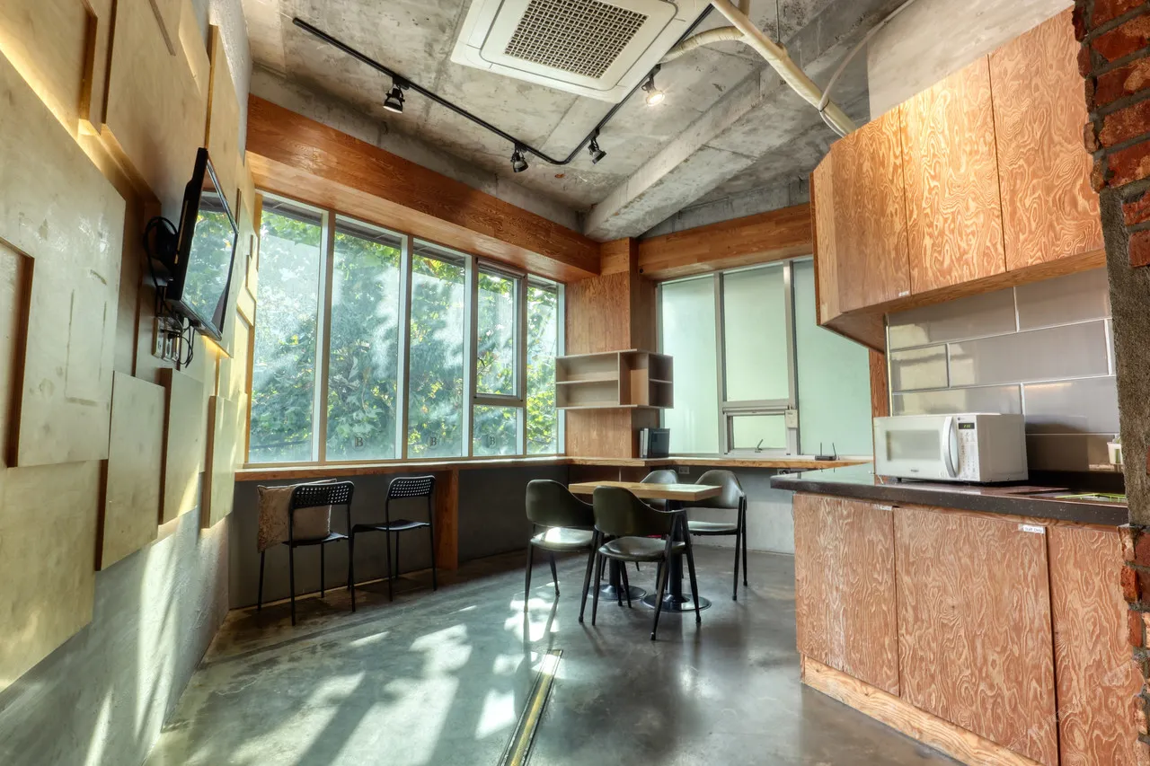 Hostel the Style in Hongdae — rooms and atmosphere