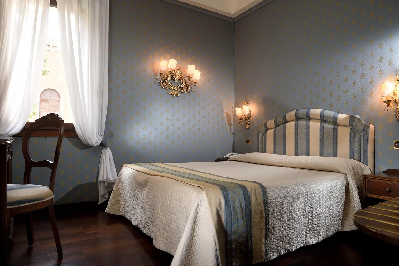 Hotel Abbazia — rooms and atmosphere