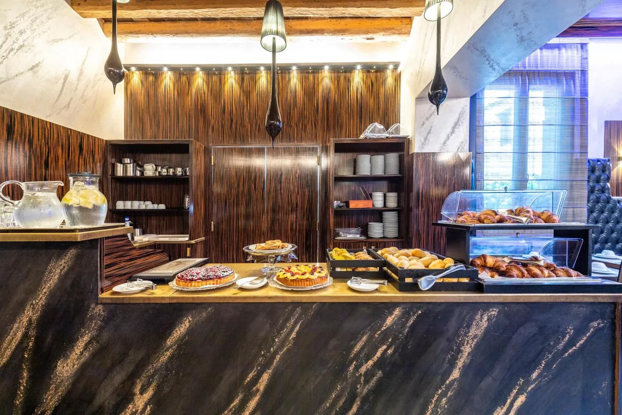 Hotel Abbazia — rooms and atmosphere