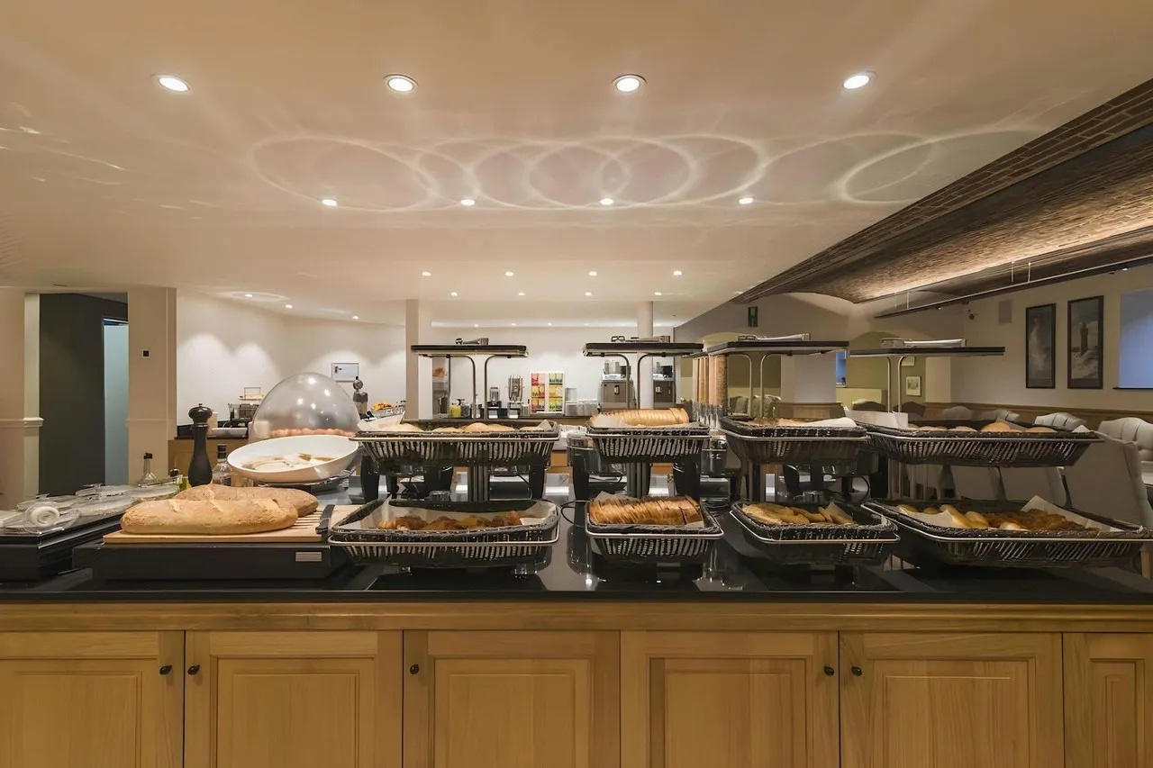 Hotel Academie Bruges — ภาพห้องพักและบรรยากาศ