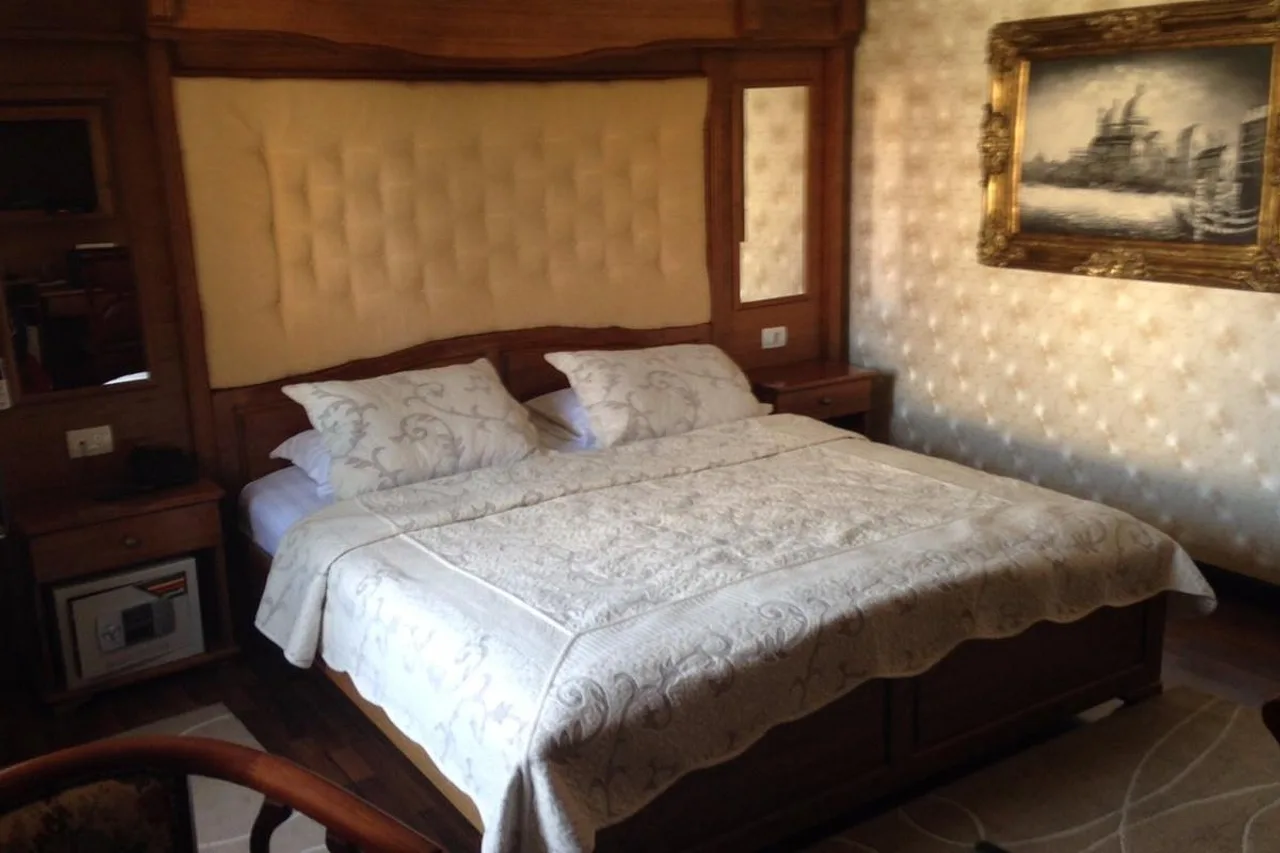 Hotel Afa — rooms and atmosphere