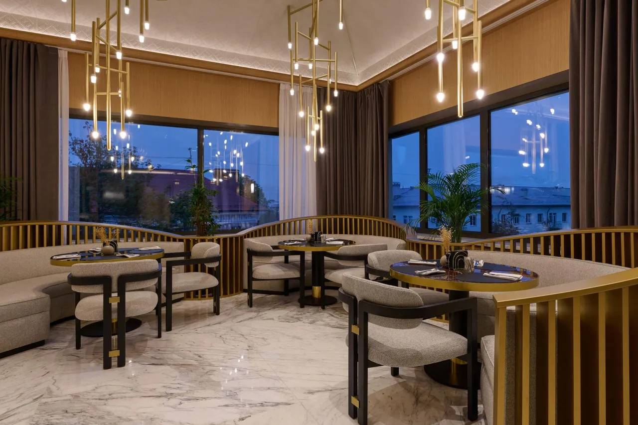 Hotel Akron — rooms and atmosphere