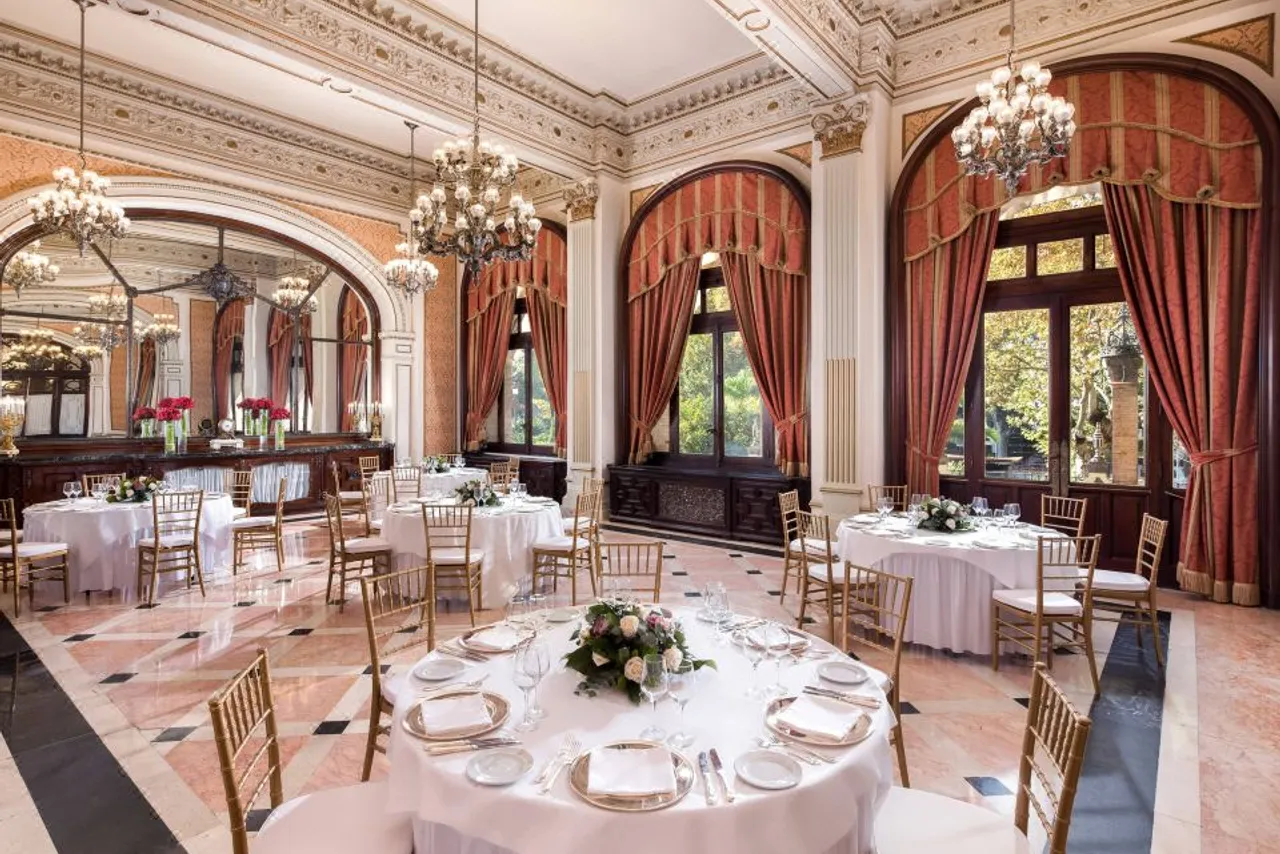 Hotel Alfonso XIII, a Luxury Collection Hotel, Seville — rooms and atmosphere