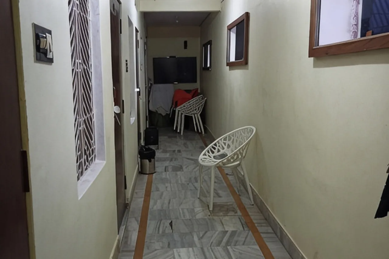 Hotel Alka — ภาพห้องพักและบรรยากาศ