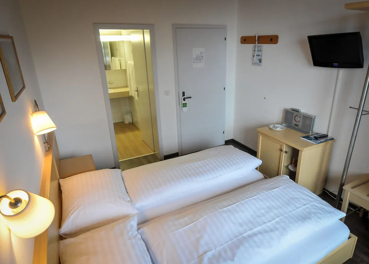 Hotel Alpenruh — ภาพห้องพักและบรรยากาศ