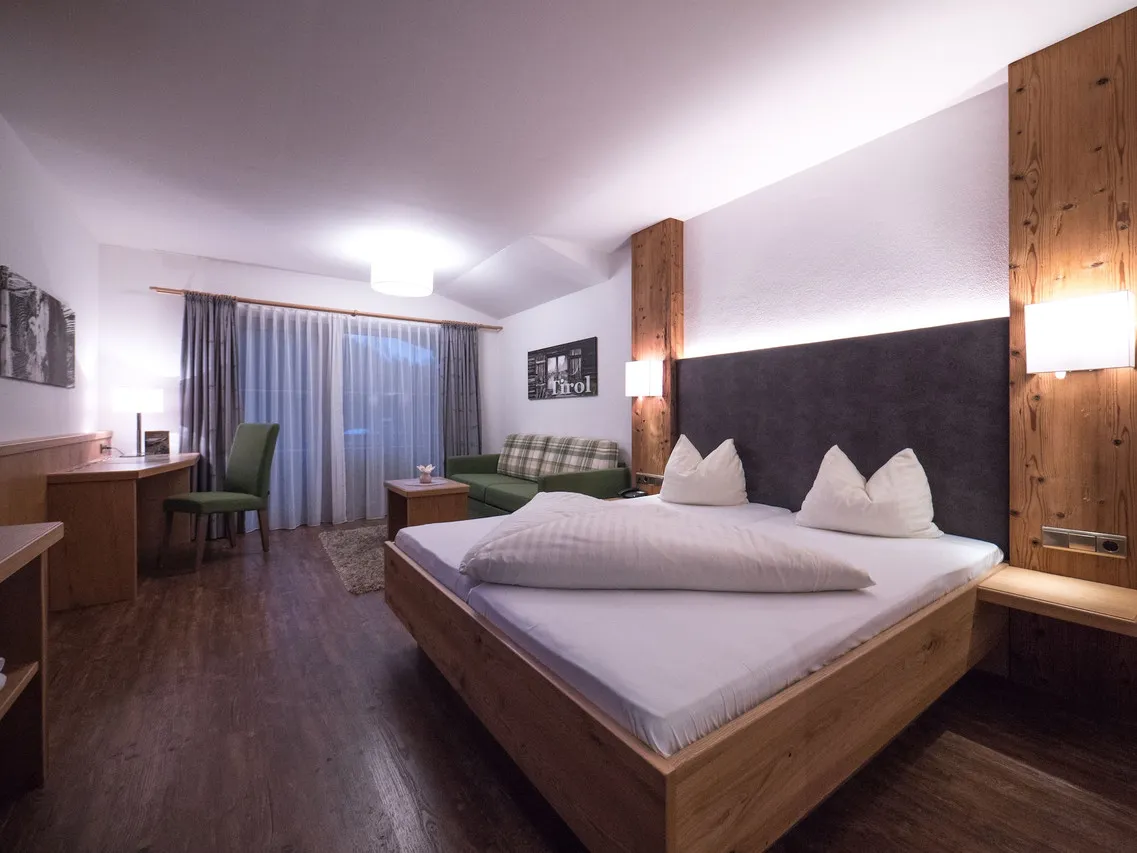 Hotel Alphof — rooms and atmosphere