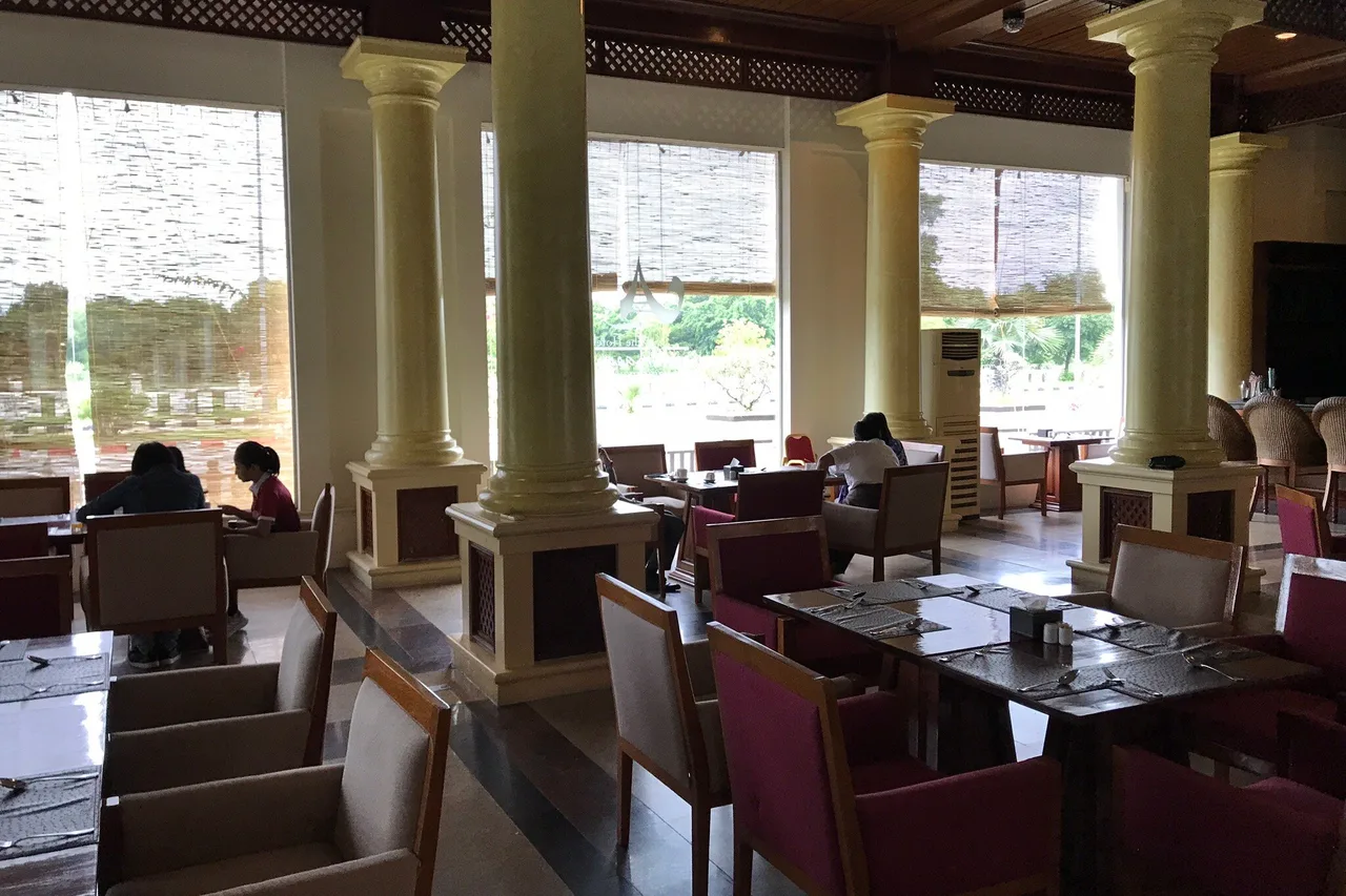 The Hotel Amara Nay Pyi Taw — rooms and atmosphere