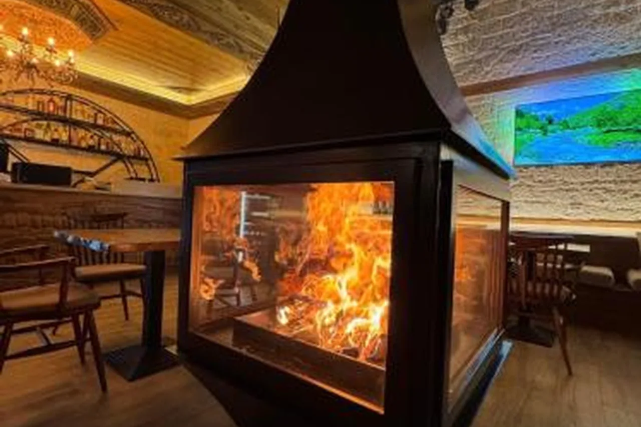 Hotel Ansel — เบรัต