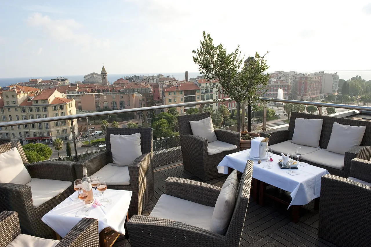 Hotel Aston La Scala — rooms and atmosphere