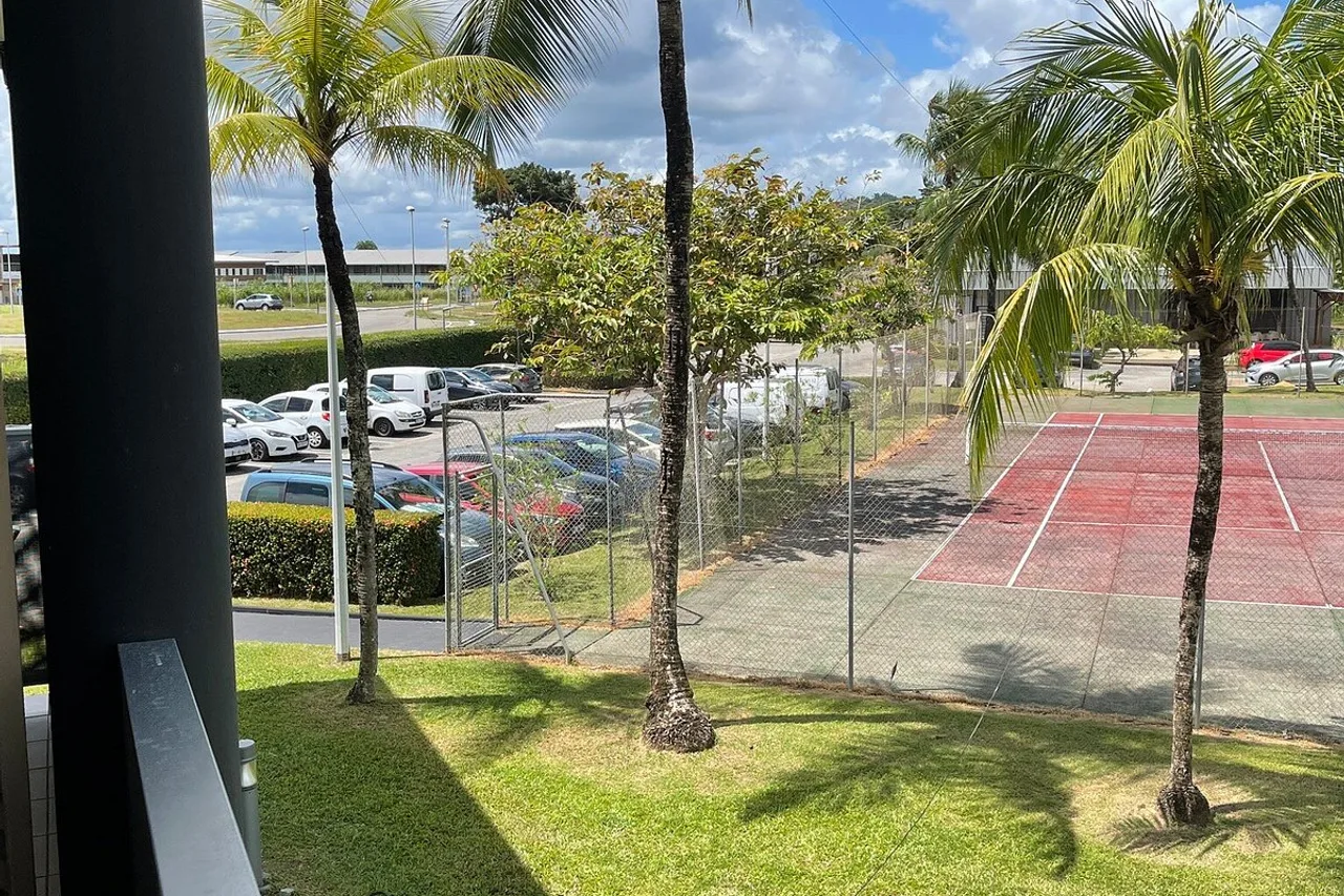 Hotel Atlantis Kourou — rooms and atmosphere