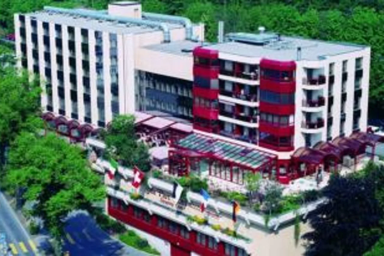 Hotel Au Parc — ภาพห้องพักและบรรยากาศ