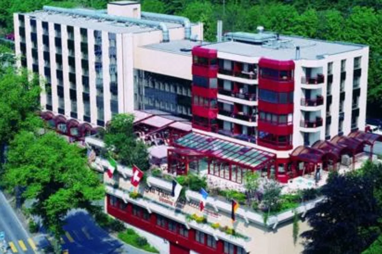 Hotel Au Parc — ภาพห้องพักและบรรยากาศ