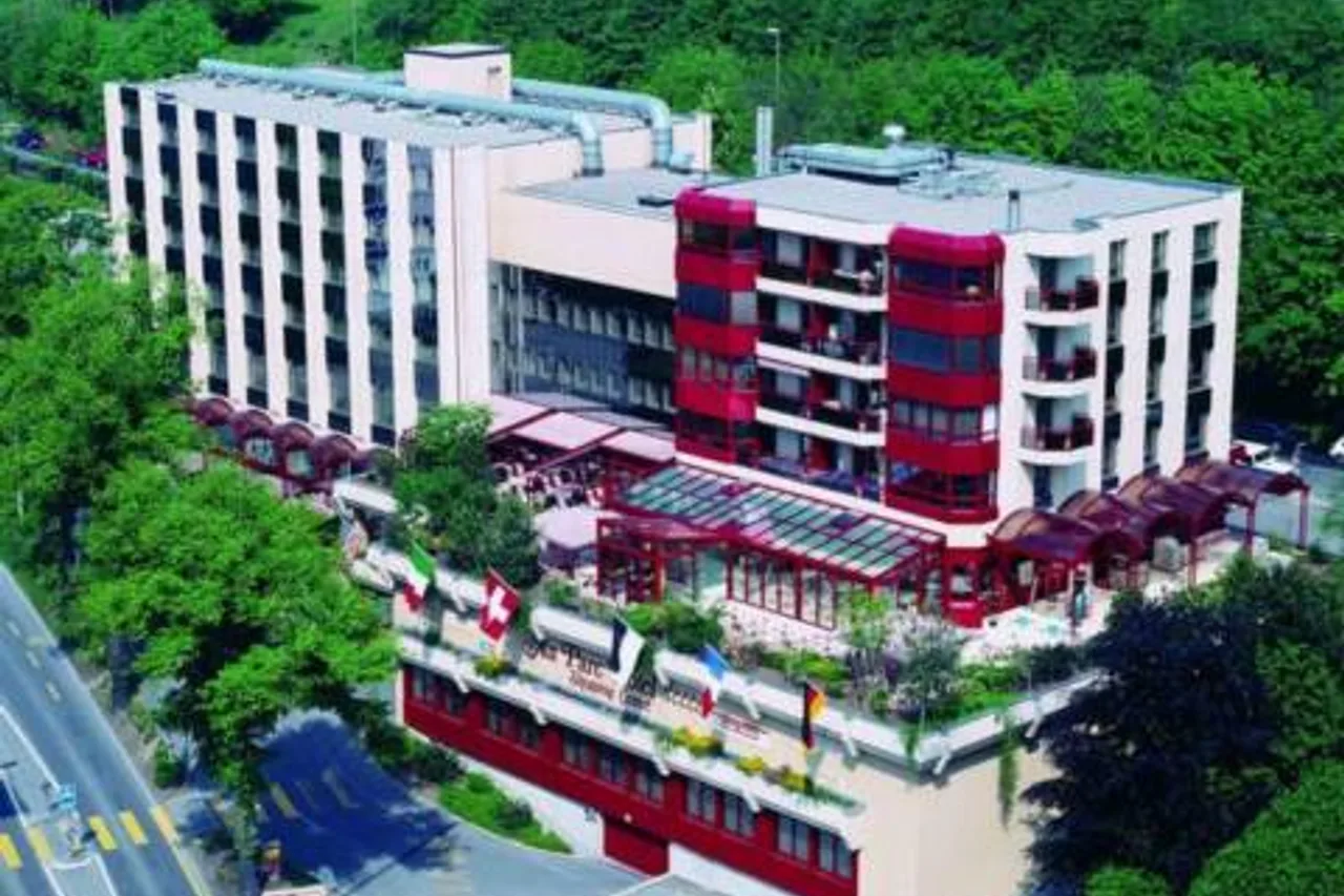Hotel Au Parc — ภาพห้องพักและบรรยากาศ