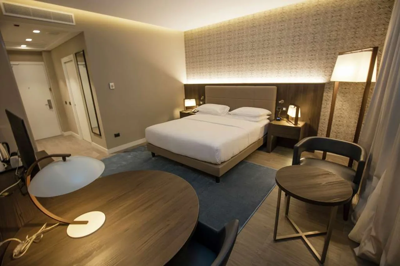 Hotel Azur International — ภาพห้องพักและบรรยากาศ