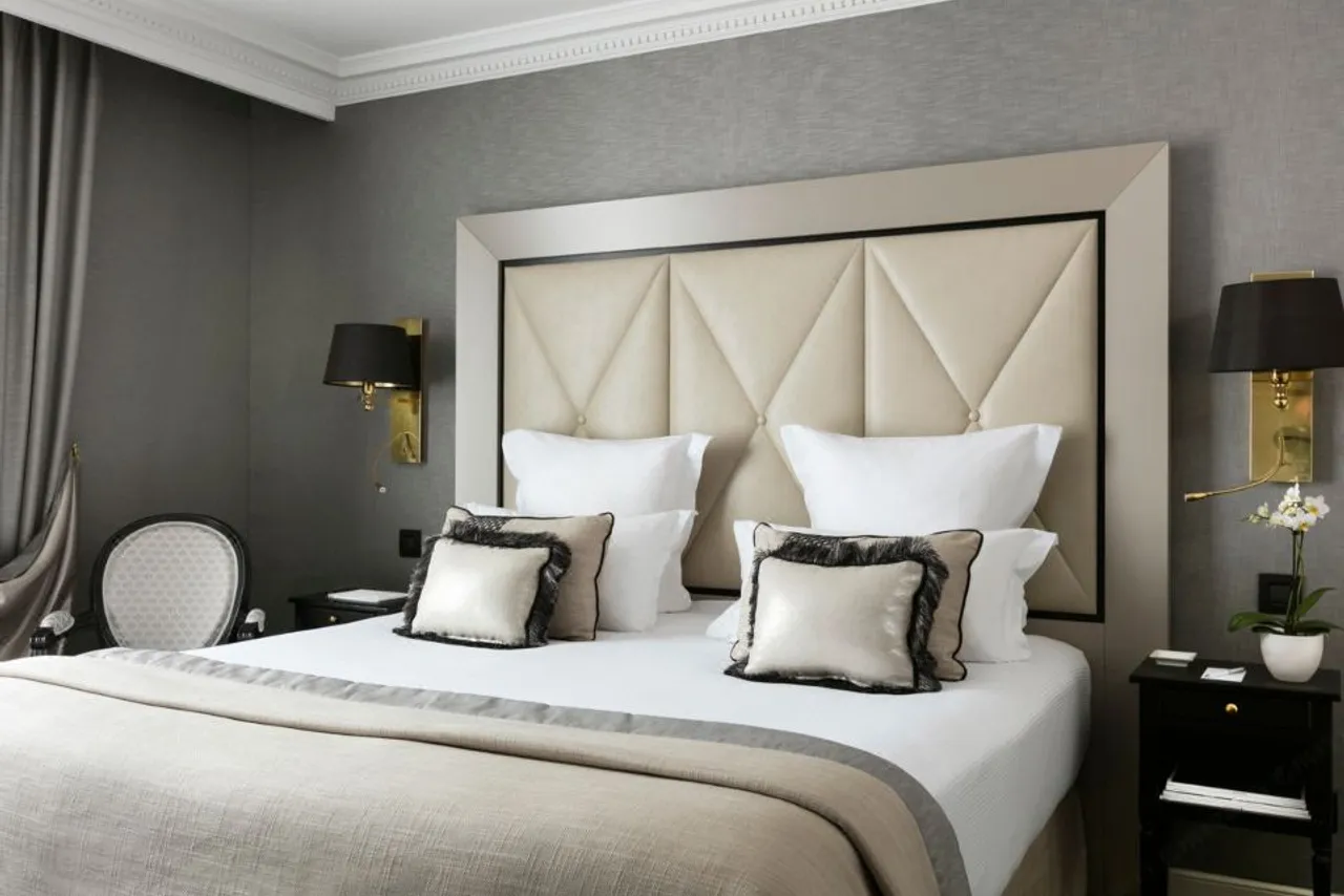 Hotel Barriere Le Majestic Cannes — rooms and atmosphere