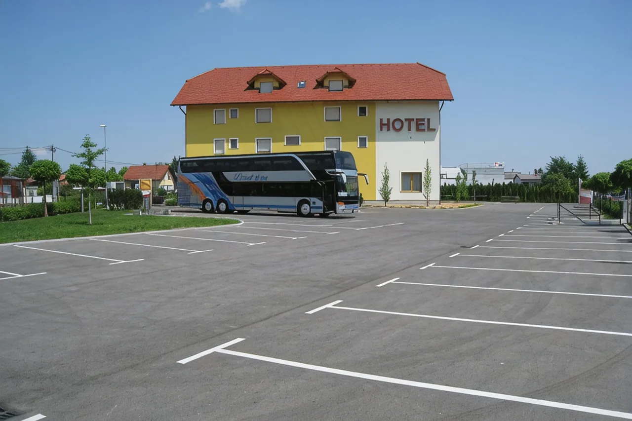 Hotel Bau — ภาพห้องพักและบรรยากาศ