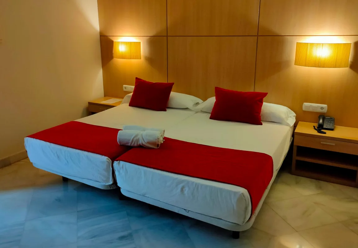 Hotel Boutique Convento Cádiz — ภาพห้องพักและบรรยากาศ