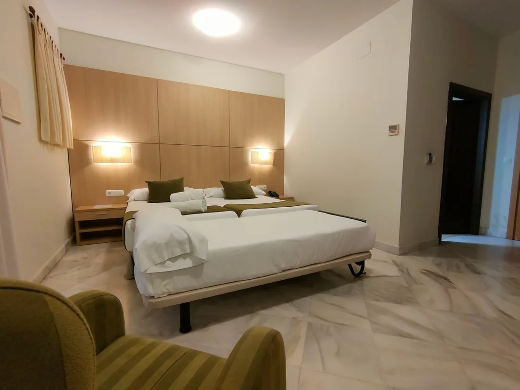 Hotel Boutique Convento Cádiz — ภาพห้องพักและบรรยากาศ