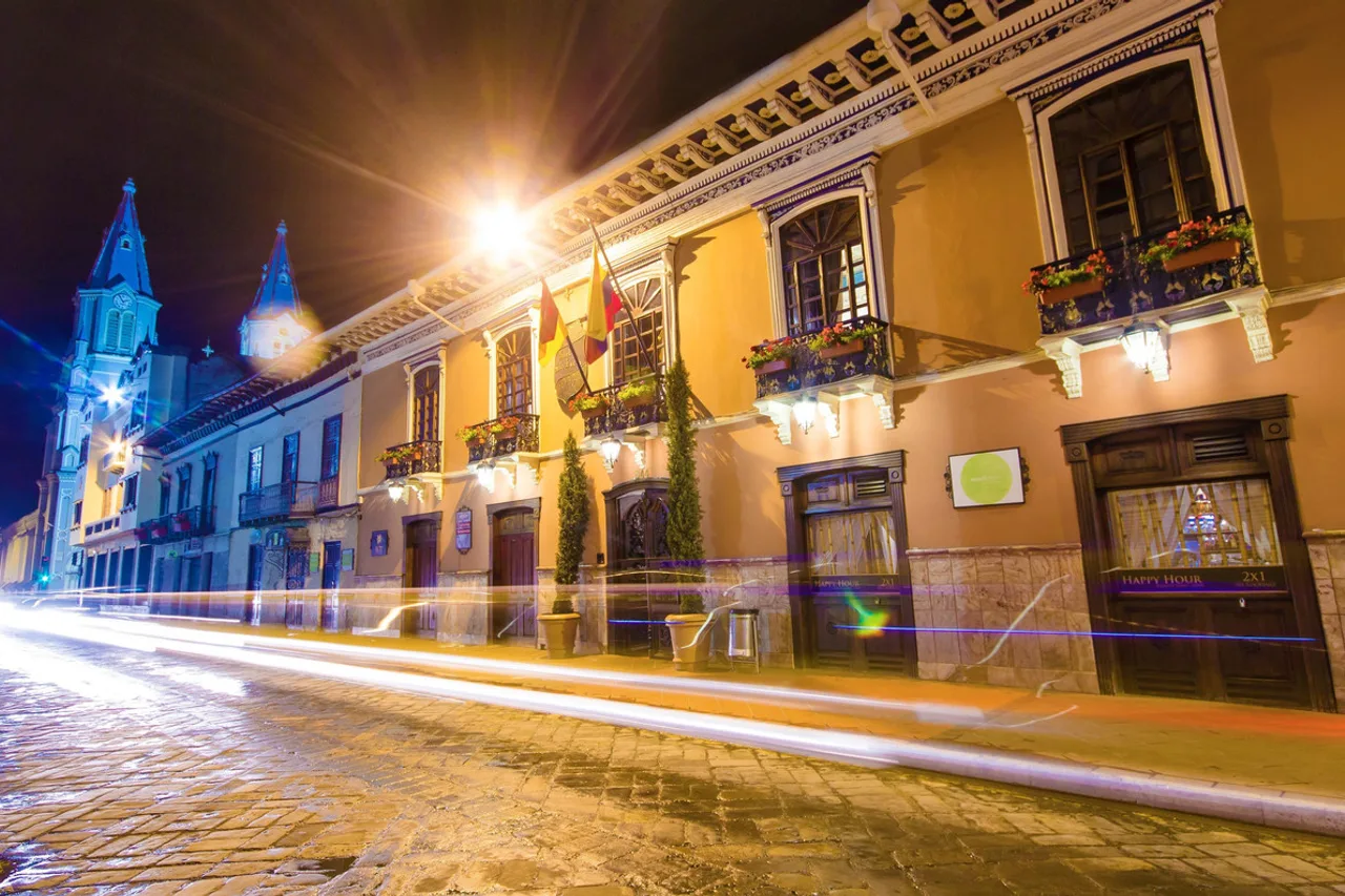 Hotel Boutique Santa Lucia — คูเอนกา