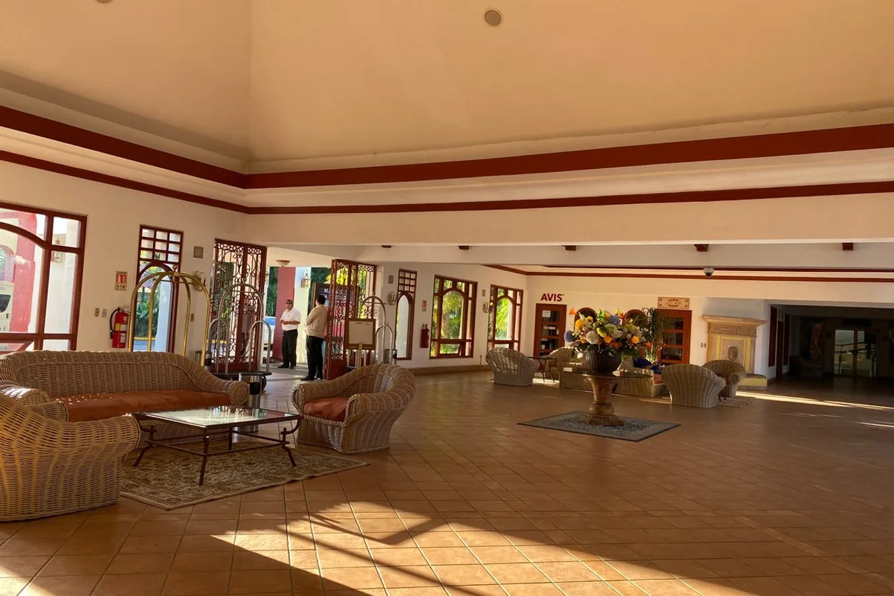 Hotel Camino Real Managua — rooms and atmosphere