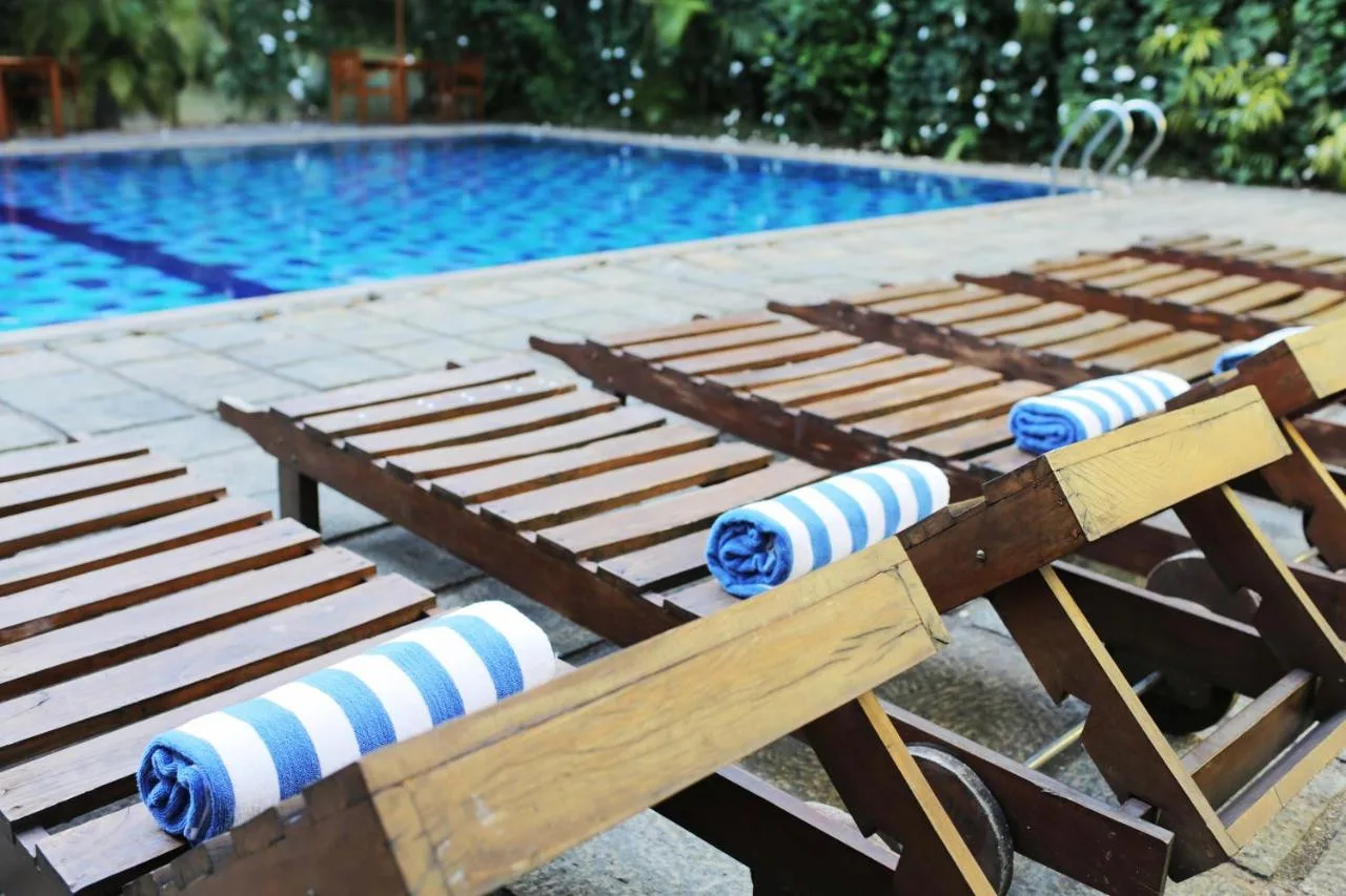 Hotel Casamara — ภาพห้องพักและบรรยากาศ