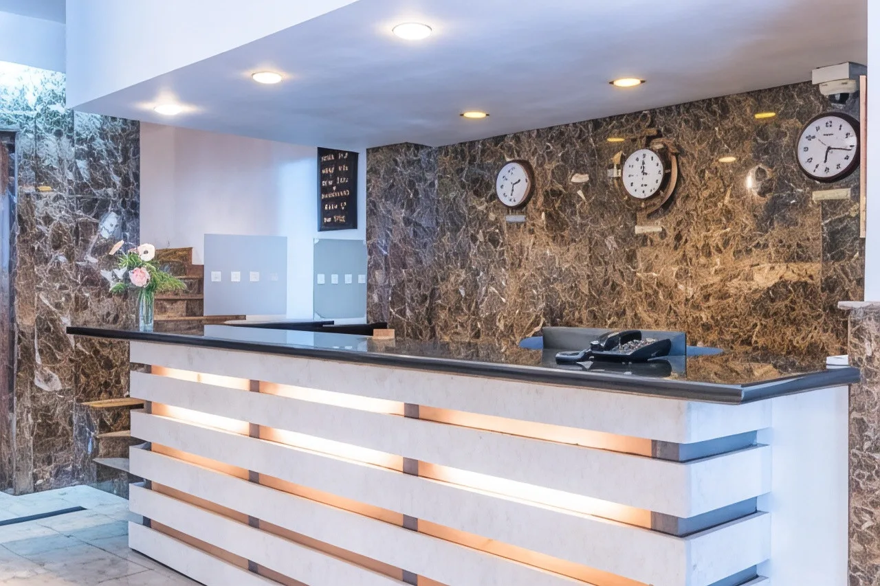 Hotel Casamara — ภาพห้องพักและบรรยากาศ