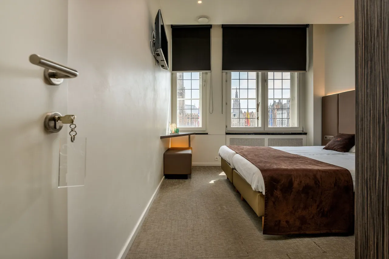 Hotel Central — rooms and atmosphere