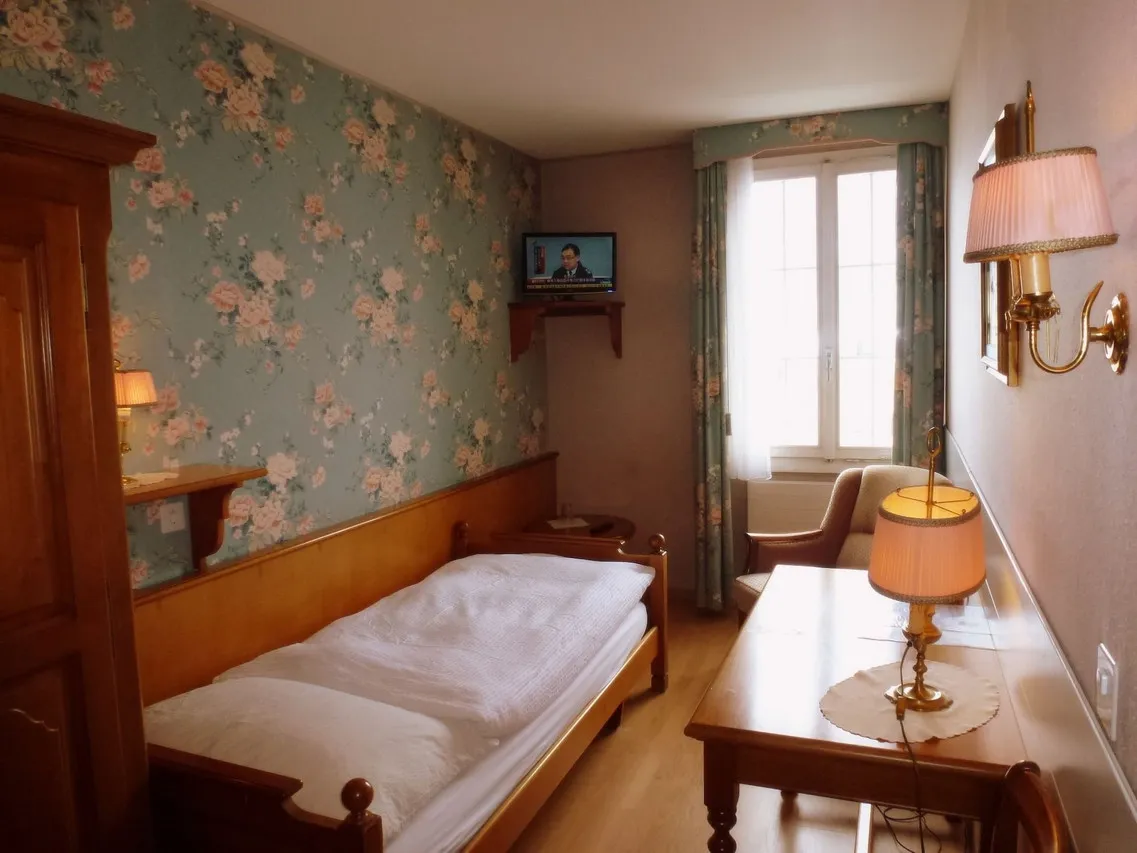 Hotel Central Continental Interlaken — rooms and atmosphere
